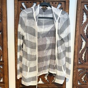 Tommy Bahama White Mesh Knit Top